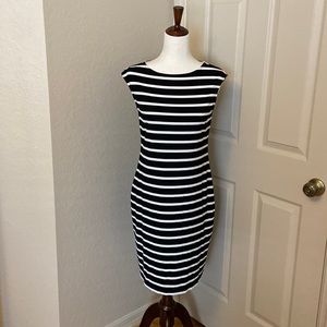 Price Drop! Chico’s size O (small or size 4/6) knit dress